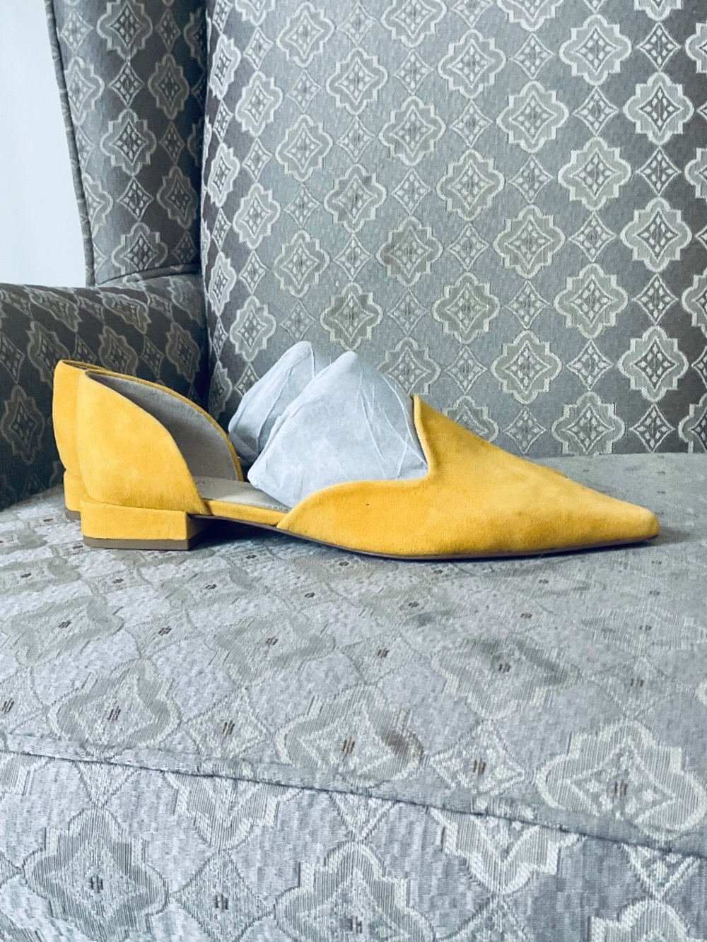 Vince Camuto Brelanie Marigold Yellow Suede Pointed d'Orsay Flats Size 9 - Picture 5 of 7